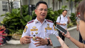 بعد أن تم ترتيبه ، سمح DKI Dishub بموقف السيارات مرة أخرى على هامش شارع اللواء سوتويو كاوانغ