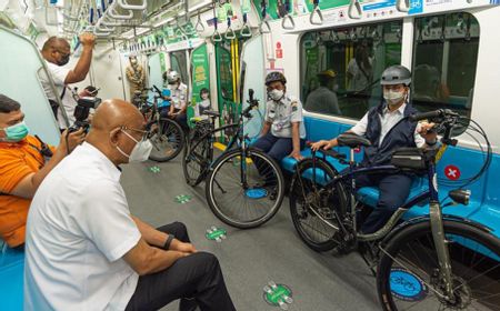 Sepeda Nonlipat Boleh Masuk MRT Hari ini, Anies Ikut Jajal