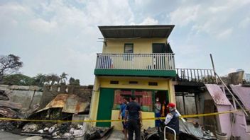Khofifah Posting Warung Nasi Simprug Satu-satunya Bangunan Selamat dari Kebakaran Hebat: Kebiasaan Bersedekah Benteng dari Musibah