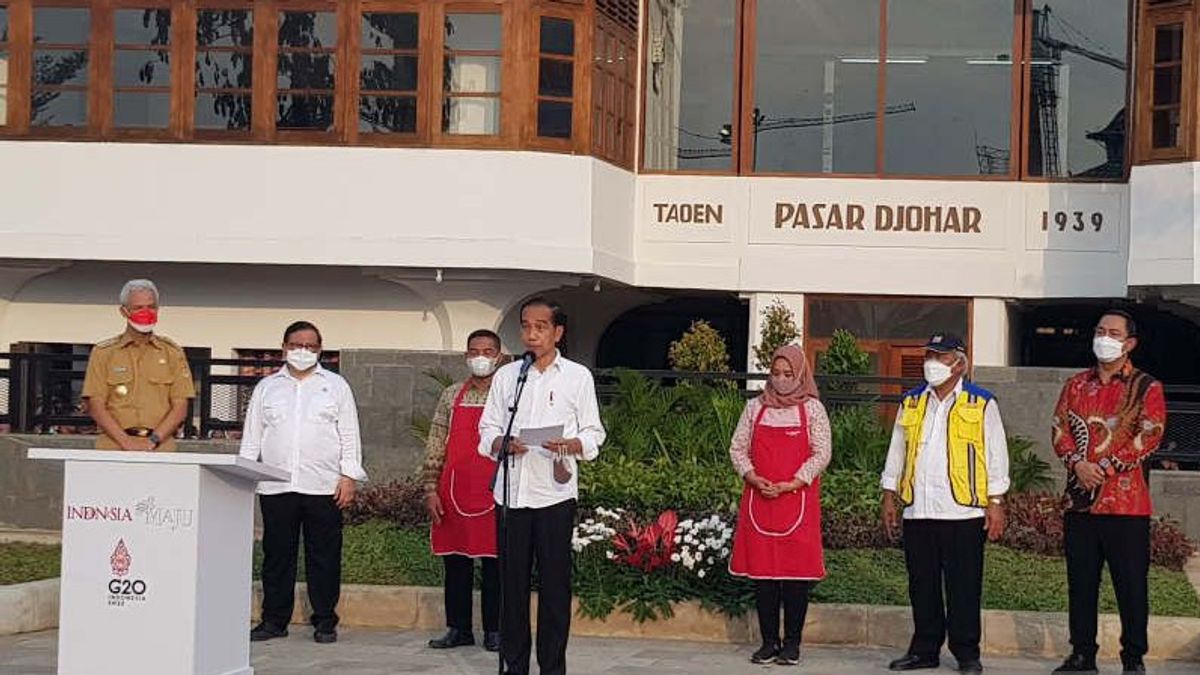 Le Président Joko Widodo Inaugure Le Marché Johar Semarang