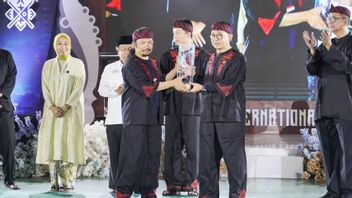 افتتاح KISC 2025 في غاروت ، وزير الثقافة فضلي زون سيمبوت بينكاك سيلات ، الدبلوماسية الثقافية الإندونيسية