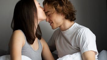 Biar Hubungan Seks Tak Membosankan, Sentuh 7 Bagian Tubuh Ini saat Foreplay