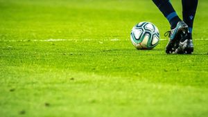 Sepak Bola Bukan Ajang Judi, Komisi X DPR Minta PSSI Serius Selidiki Dugaan Suap dan Pengaturan Skor