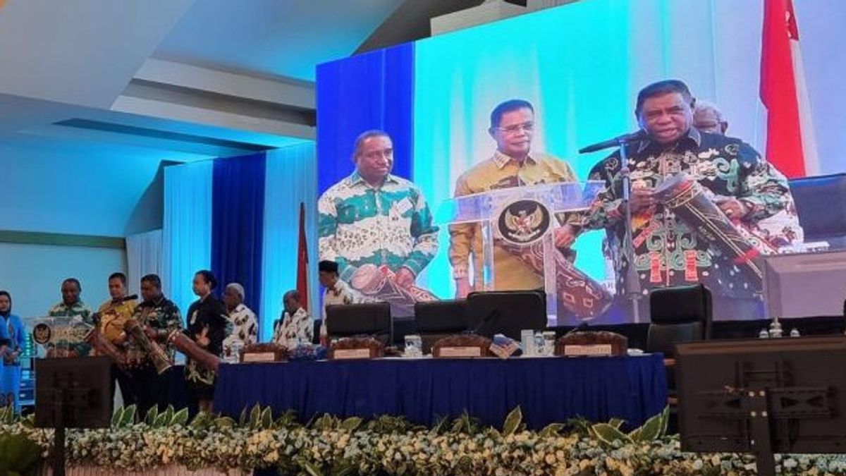 Governor: Bank Papua Must Optimize Performance In Collecting DPK