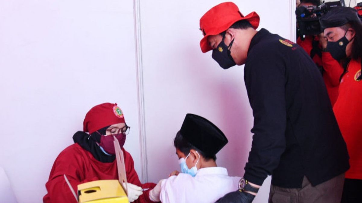 ビン・ブディ・グナワンのポンドク・ペサントレンの予防接種:インドネシア共和国のレジリエンスはこちら
