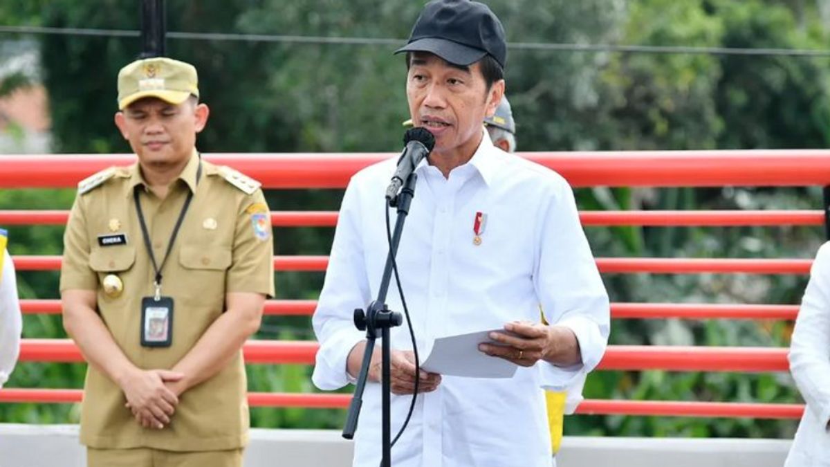 Jokowi Responds To The Issue Of Himself Being A Member Of Golkar: He Said He Was A Chairman, Said He Became A Board Of Trustees?