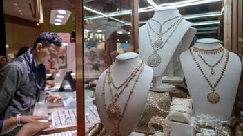 Harga Emas Antam Kembali Merosot, jadi Rp1,758 Juta per Gram 