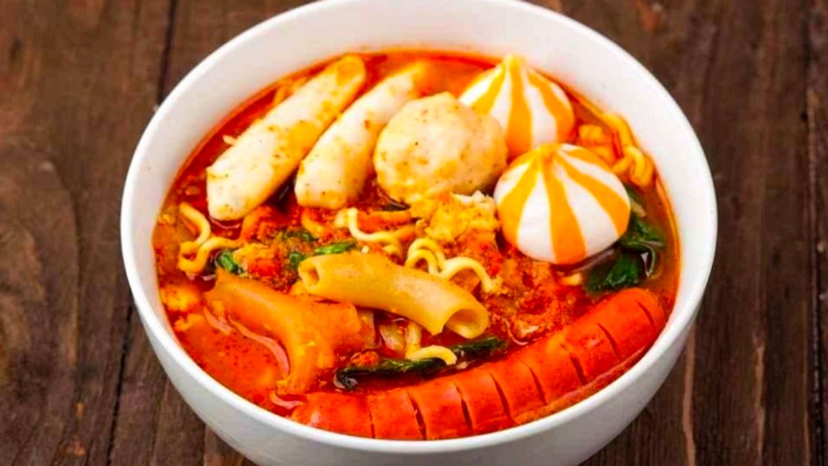 精液を食べる趣味のために胃炎に苦しんでいるこの女性は、それを克服する方法に症状を知る