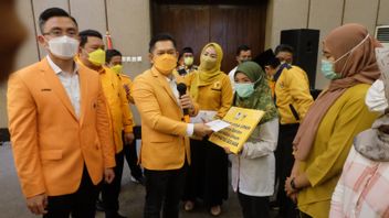 DPP MKGR Lantik Banten Manager, Airlangga Hartarto Fournit Une Assistance Aux MSME Et Nakes