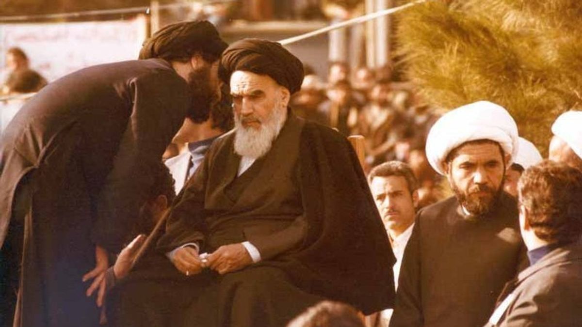 Le conflit iranien-israélien : Khomeini accuse Israël d'être le contrôle de la mosquée Haram et de la mosquée Nabawi