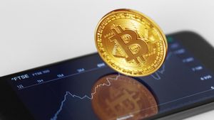 Shutdown Pemerintah AS Ganggu Regulasi Kripto, Tapi Investor Besar Borong ETF
