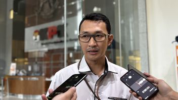 التحقيق في مزاعم الفساد في تنفيذ الحج ، أوستاز خالد بصلاة ، طلب منه الحصول على معلومات KPK