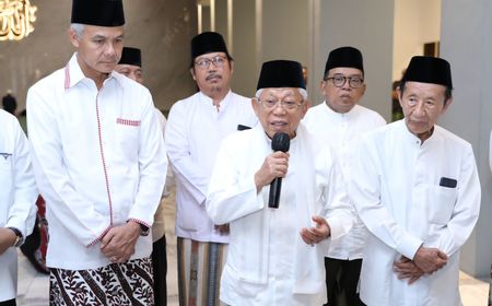 Kebahagiaan Ganjar dan Ma’ruf Amin Salat Tarawih di Masjid Raya Baiturrahman Pasca Revitalisasi