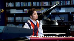 Jelang Konser, Sunghoon Sebut Dipaksa Agensi Keluar dari Brown Eyed Soul