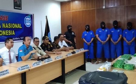 Oknum Polisi Kurir Sabu 10 Kg dan Puluhan Ribu Ekstasi Divonis Mati