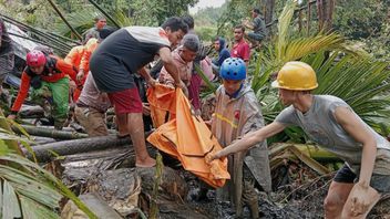 Sibolangit的山体滑坡破坏了棉兰 - 贝拉斯塔吉线,3人死亡