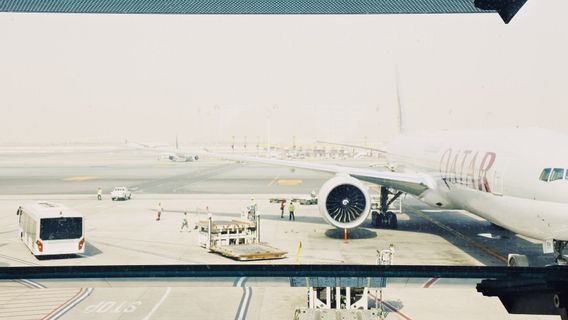 الخطوط الجوية القطرية تصبح أول طائرة تجارية تقلع من مطار كابول