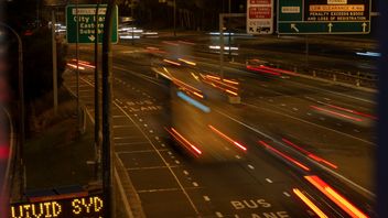 Les Australiens sont invités à utiliser les transports publics en raison de la crise des approvisionnements en énergie