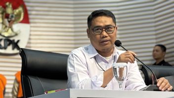k n’a pas hésité à attraper l’ex-ministre du PDTT Abdul Halim Iskandar dans le cas de corruption du Fonds de décharge de Jatim