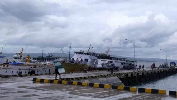 H-3 2022 年圣诞节，苏拉威西岛东南部的海上运输用户被要求提防大浪和强风