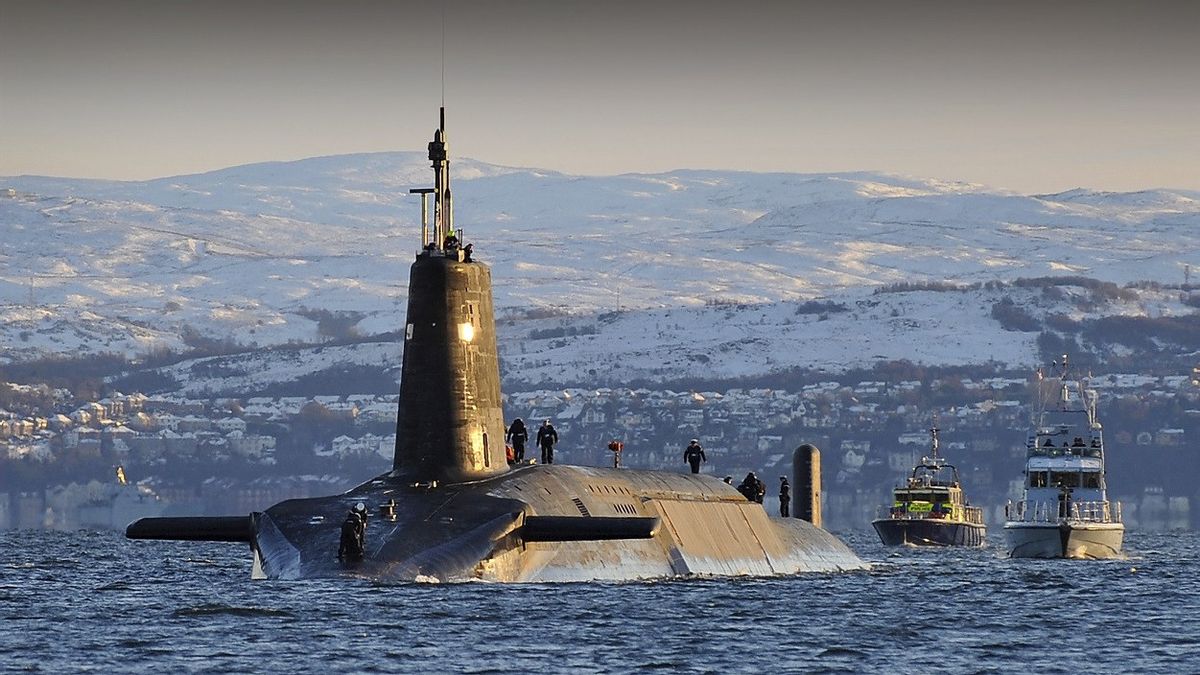 英国特立特导弹发射的试验在上个月失败,载有国防部长的潜艇近距离落下