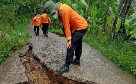 182 Warga Masih Mengungsi Akibat Ancaman Pergerakan Tanah di Bogor