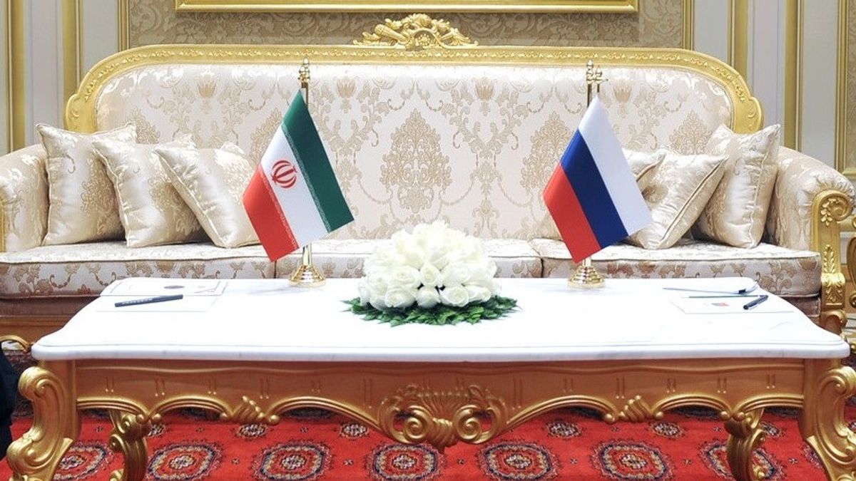 Russia Immediately Signs A Comprehensive Cooperation Pact With Iran
