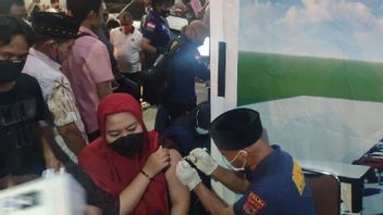 تتعاون حكومة مدينة جايابورا مع TNI-Polri لدعوة السكان إلى تطعيم COVID-19 Booster