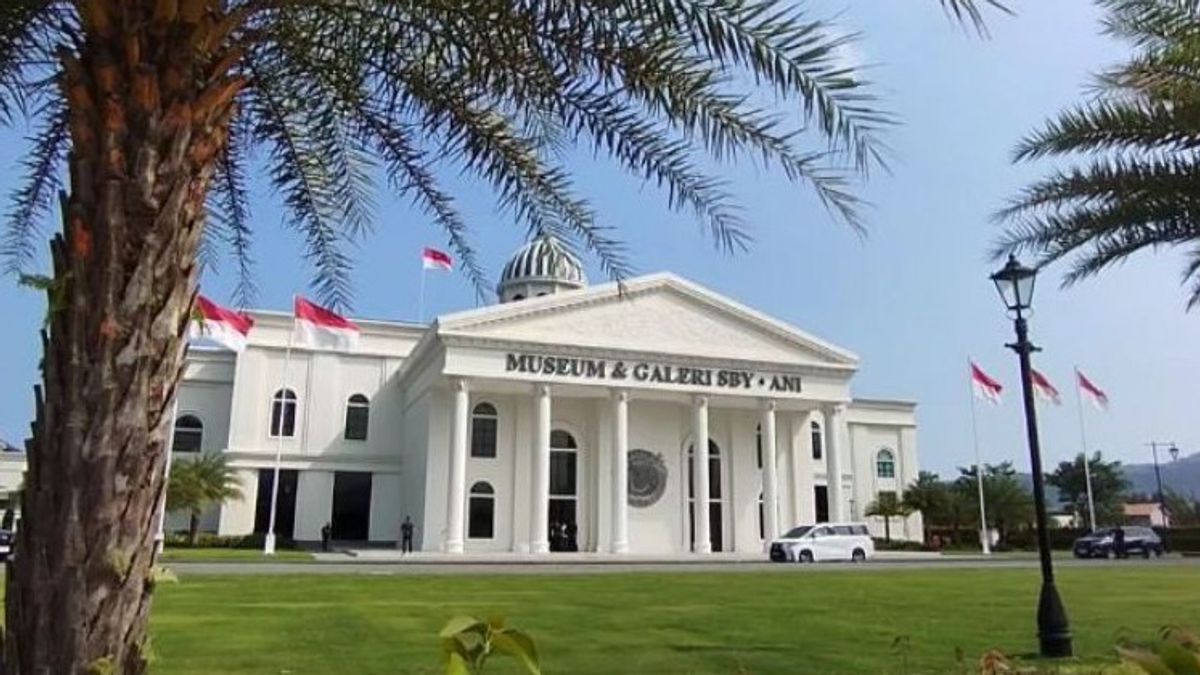 Anies Baswedan temui SBY di Museum SBY-ANI Pacitan