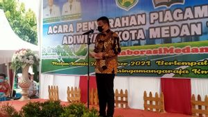 Bobby Nasution Tegur Kadisdik Gara-gara Banyak Anak Sekolah Tak Pakai Masker, Singgung Anak SMA <i>Nongkrong</i>