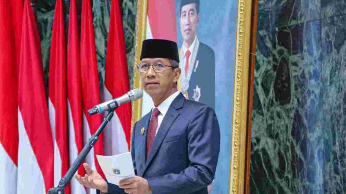 Heru Budi Orders Sub-district Heads And Village Heads To Tour Areas Every Morning And Afternoon