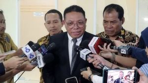 Paripurna DPR Setujui Inosentius Samsul jadi Hakim MK Gantikan Arief Hidayat