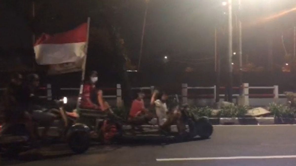 South Jakarta Police Disbands The Crowd Of Motorbikes And Cafes That Violate The Prokes