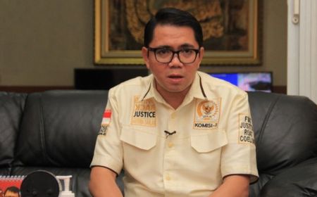 Anggota DPR Fraksi PDIP Arteria Dahlan Ungkap Dugaan Penggelapan Bermodal Impor Emas Rp47 Triliun, Bea Cukai Bilang Begini