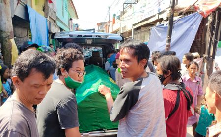 Keluarga Minta Polisi Segera Tangkap Pembacok Driver Ojol yang Berusaha Lerai Tawuran