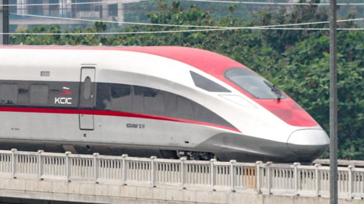 ジャカルタ-バンドン高速列車の運賃は今後3年間で25万ルピアを提案