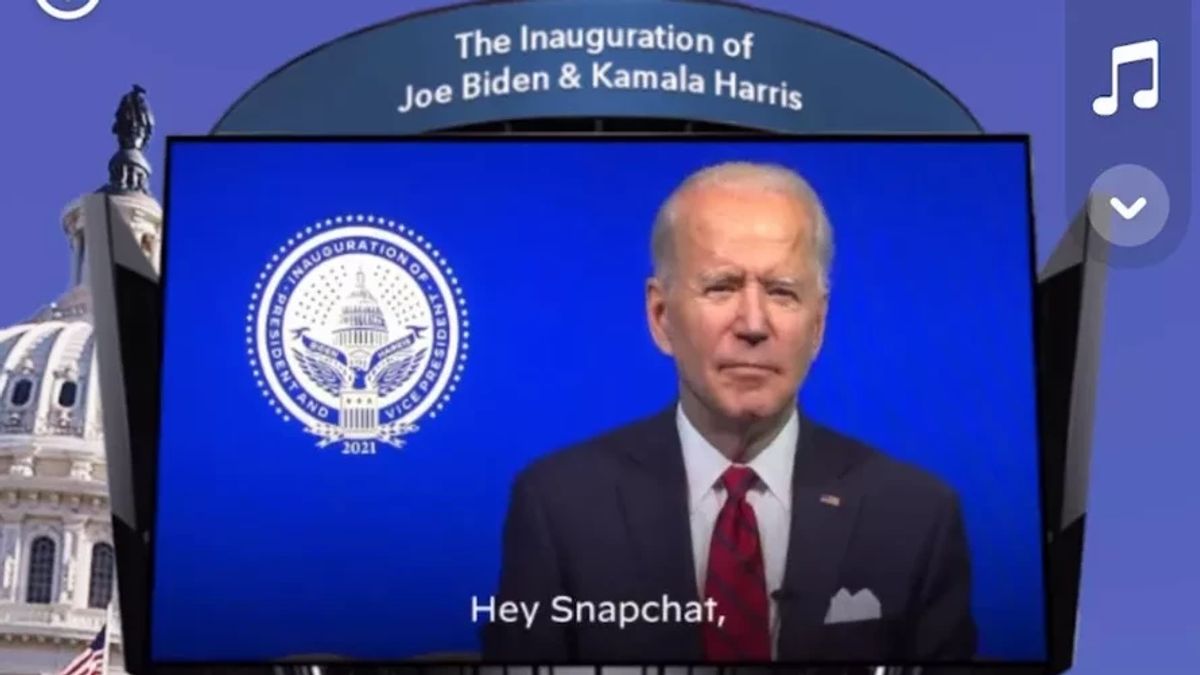 US Citizens Greet The New President With Snapchat Filters