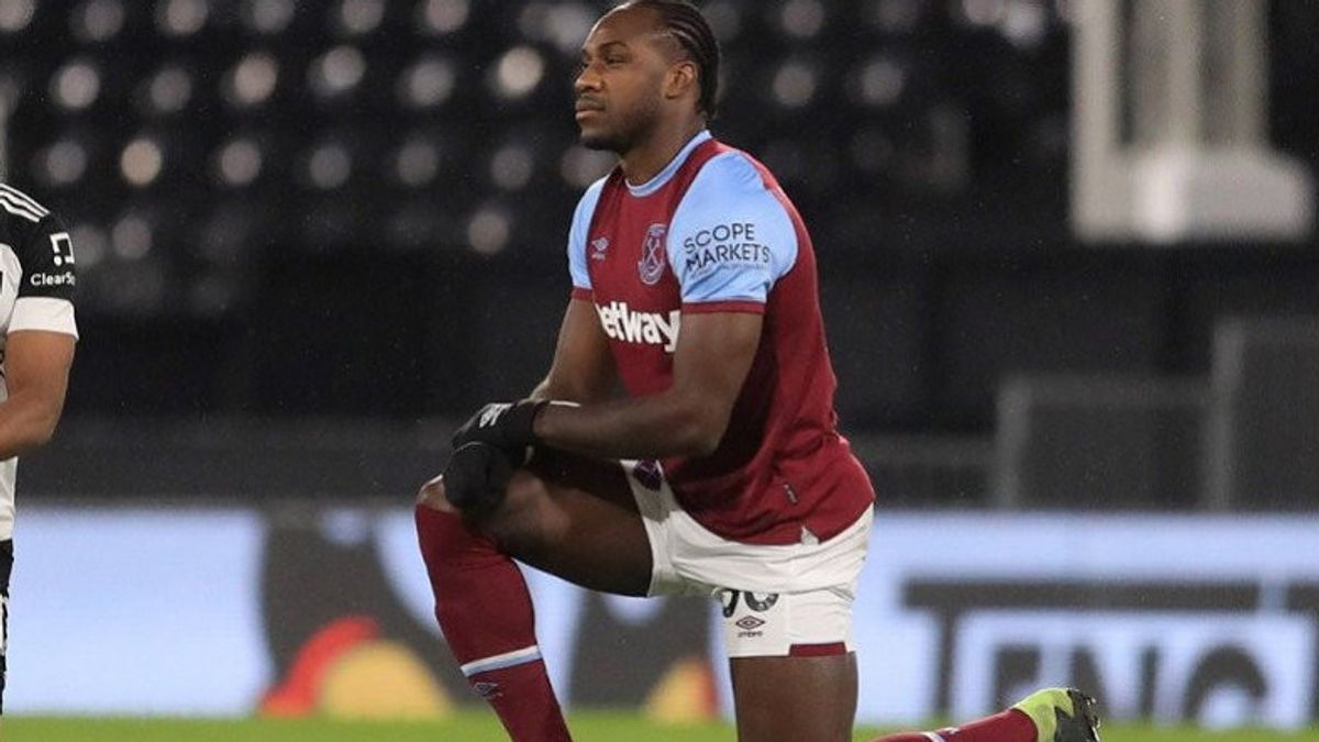 Often Victims Of PHP Southgate And Allardyce, West Ham Striker Considers Changing Citizenship