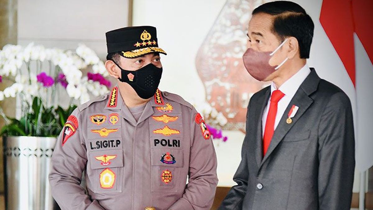 Jokowi Is Happy That People's Trust In The Police Will Increase Again