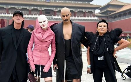 Tampil Aneh dan Menyeramkan, Desainer Rick Owens dan Rombongan Diusir dari China