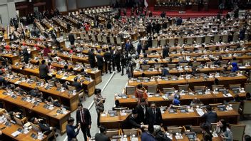 Puan Pimpin réunion plénière de la Chambre des représentants sur la mise en œuvre de la politique budgétaire du budget de 2026