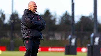 阿恩·斯洛特（Arne Slot）对利物浦在死球中轻易失球感到困惑