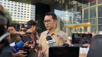 KPKは、ベキ・カシワラ摂政のOTTに巻き込まれたベニ・サプタのディレクターを再び呼び出す