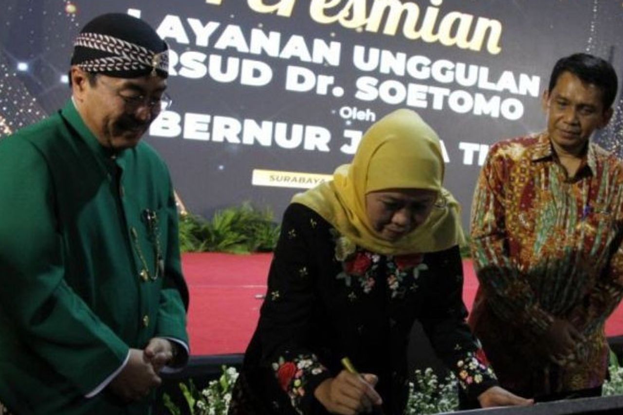 Khofifah Please Soetomo Hospital Reduce The Number Of Patients Abroad