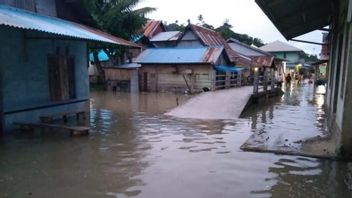 Kesui Maluku区的27所房屋因Rob洪水和极端天气而受损
