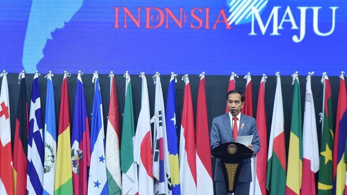 Jokowi dan Dinasti Politik Lewat Anak-Mantunya