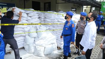 Baharkam Polri Unveils 16.3 Tons Of Fish Bombs In Bangkalan, East Java