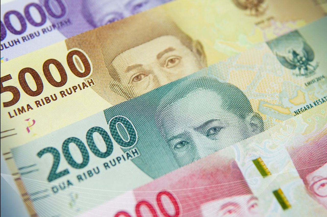 Rupiah Has Sunk And Has Reached IDR 15,223 Per US Dollar