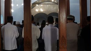 Jamaah Al Mudhlor Tulungagung Salat Idulfitri Hari Ini