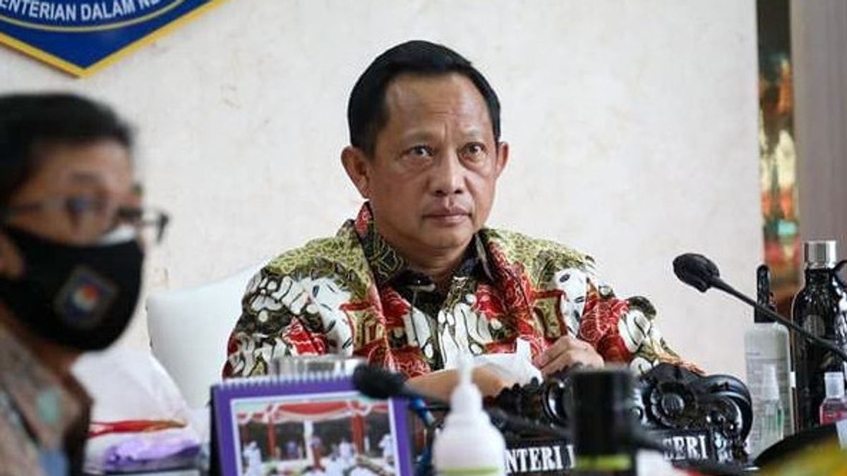 Mendagri Tito Minta Calon Kepala Daerah Bagi-bagi APD Saat Kampanye